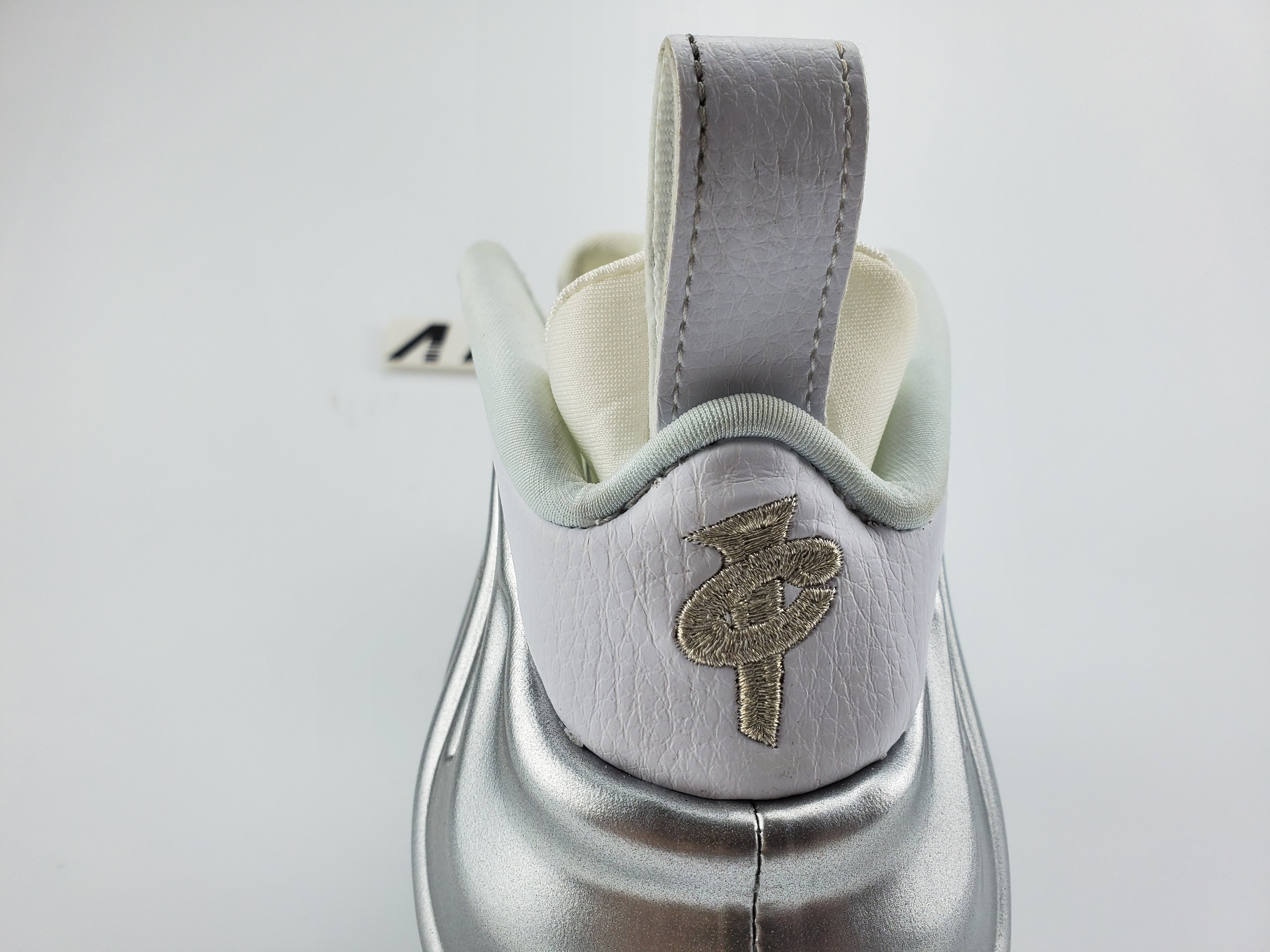 Air Foamposite One Chrome White