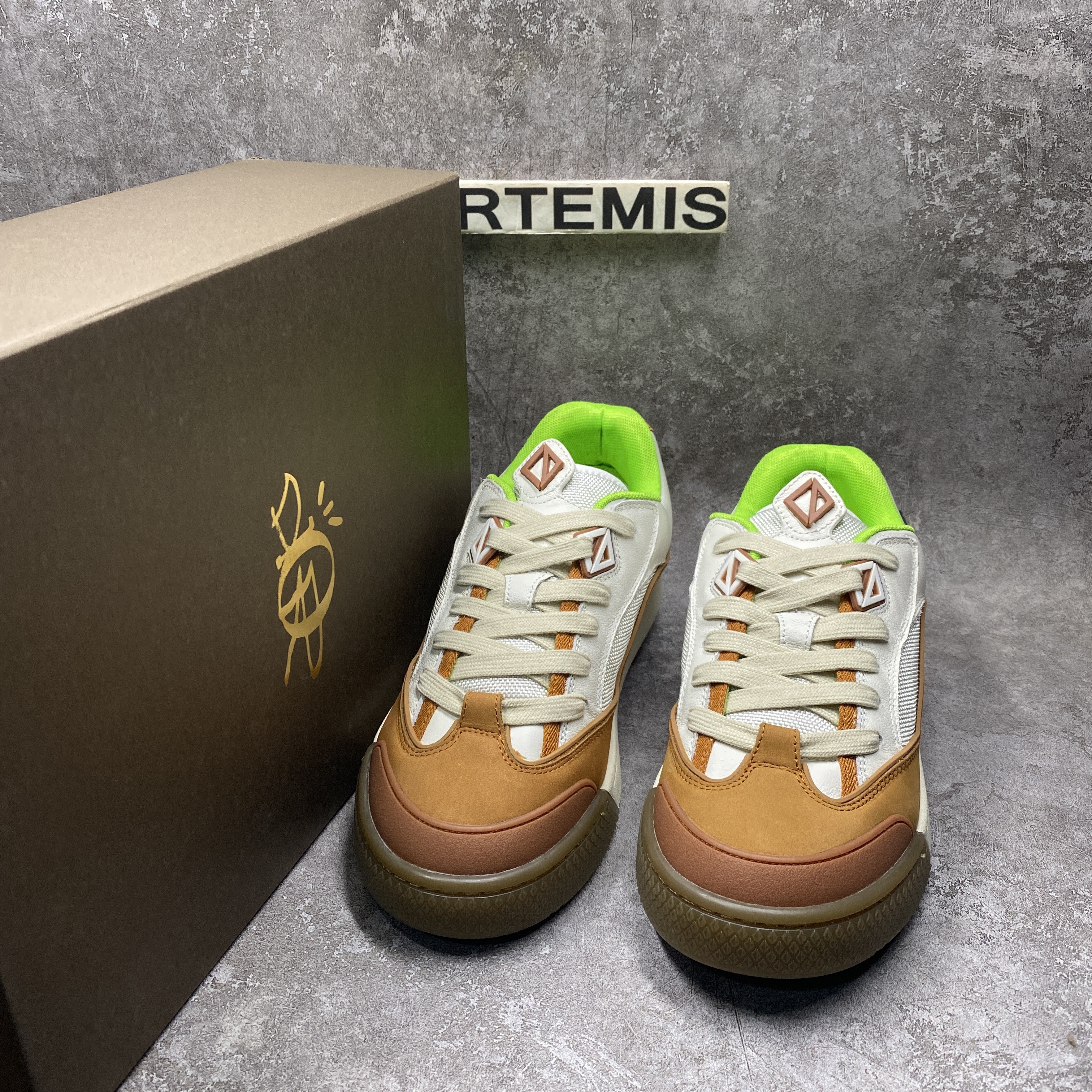 D*0r B713 CACTUS JACK Coffee