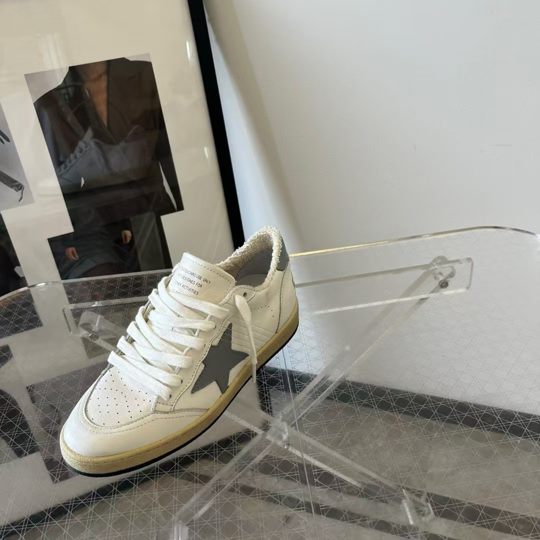 UA Golden Go*e S*per-Star Sneaker