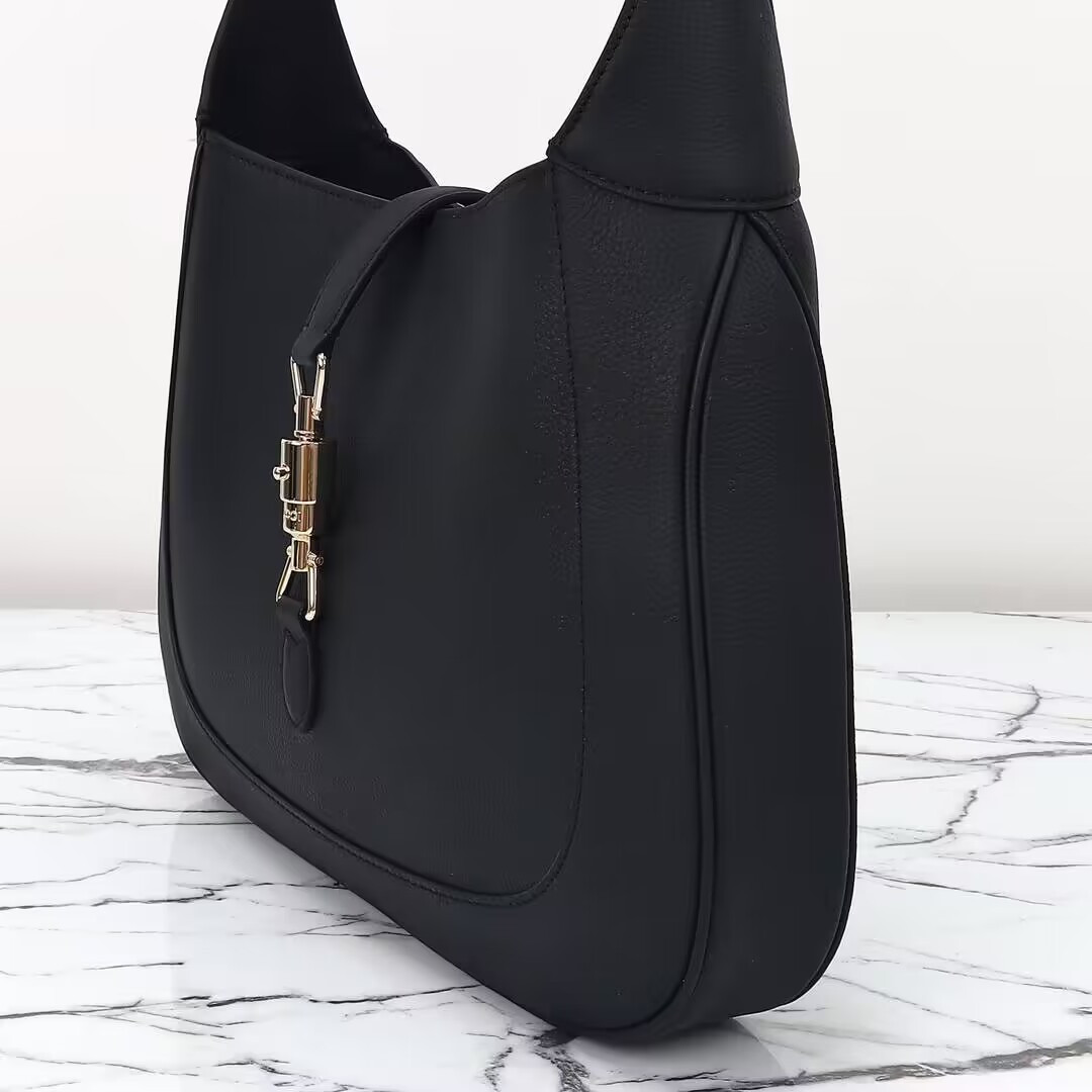 G*u*i Jackie Medium shoulder bag 35x32x5.5 cm