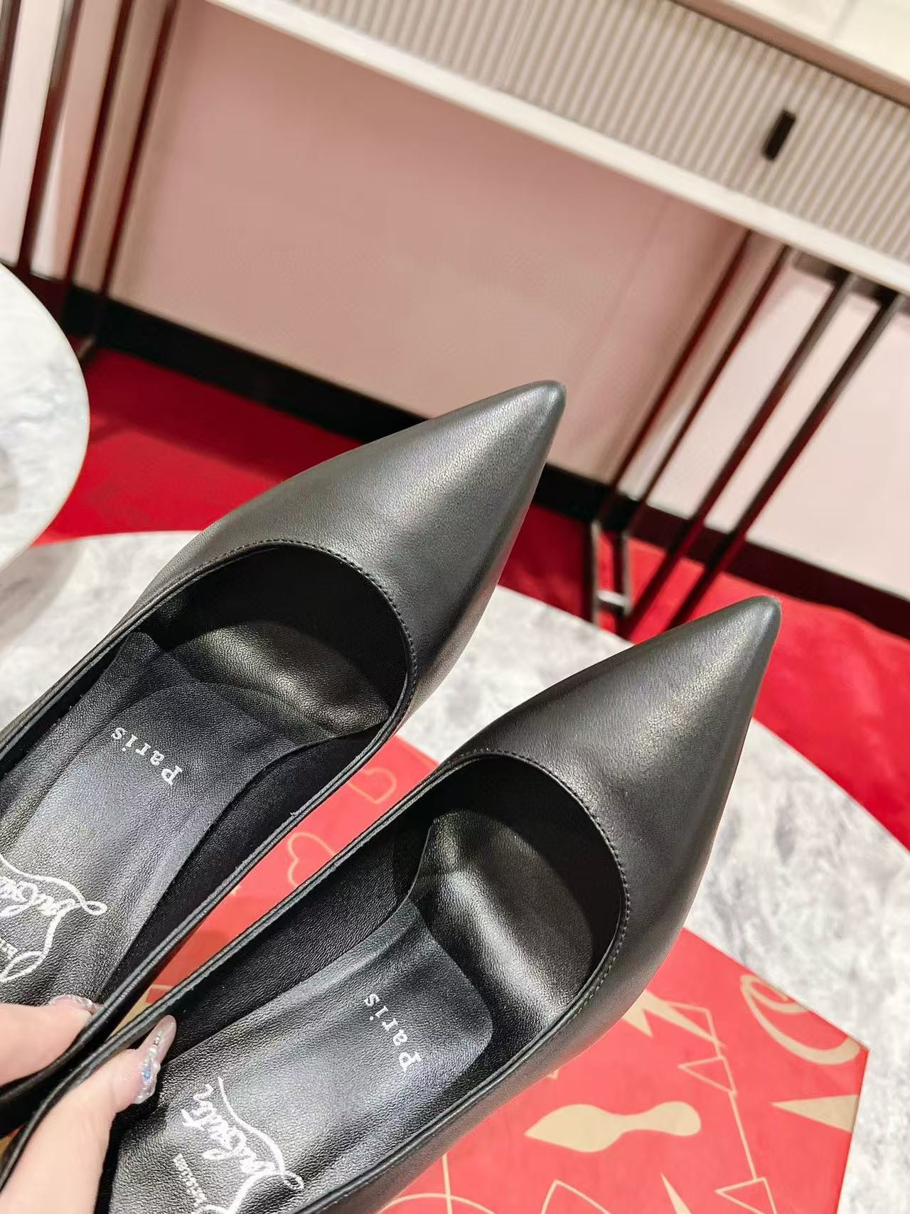 UA Ch**an Louboutin 10cm