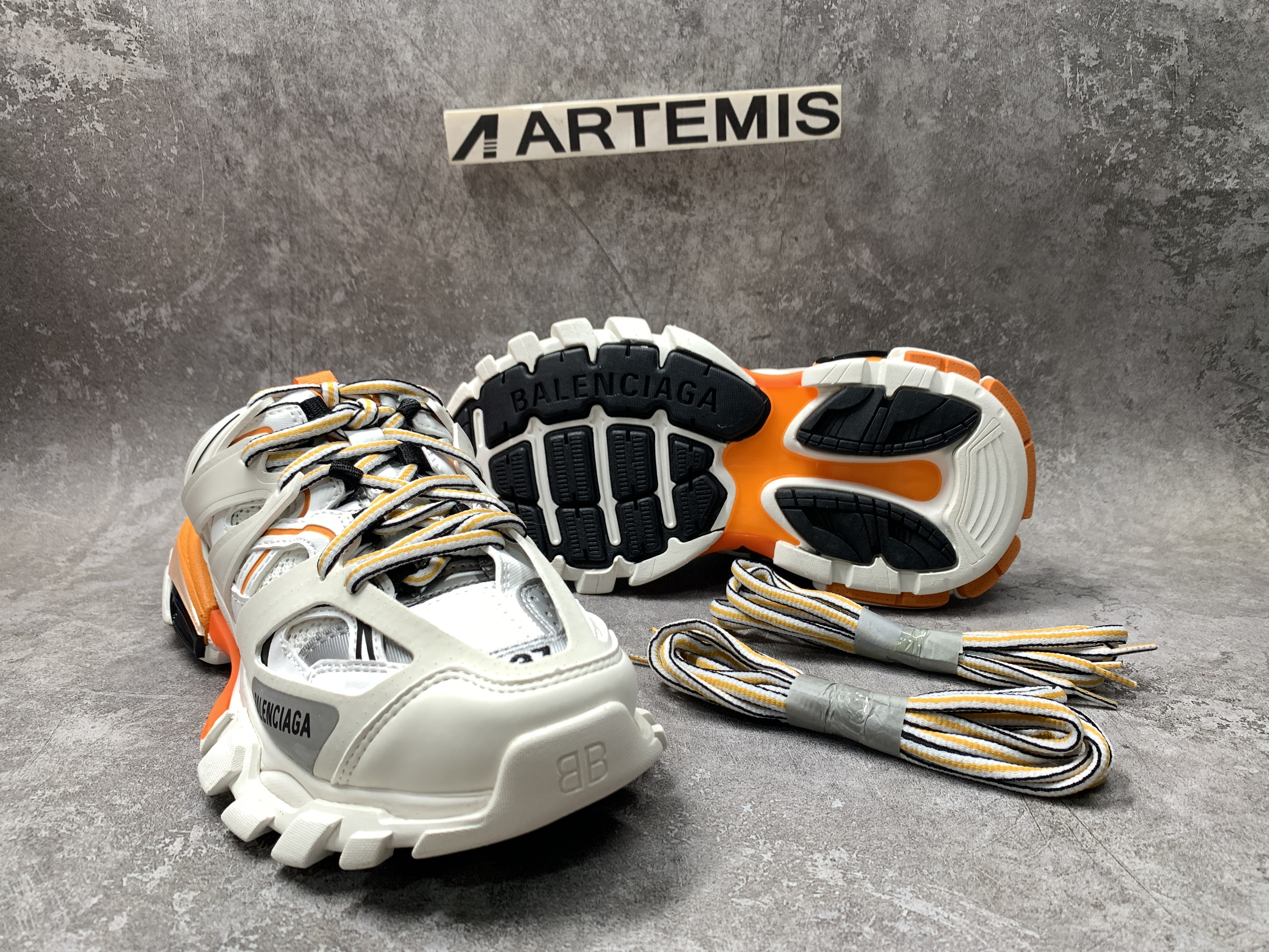 Balenciga Track Mule White Orange