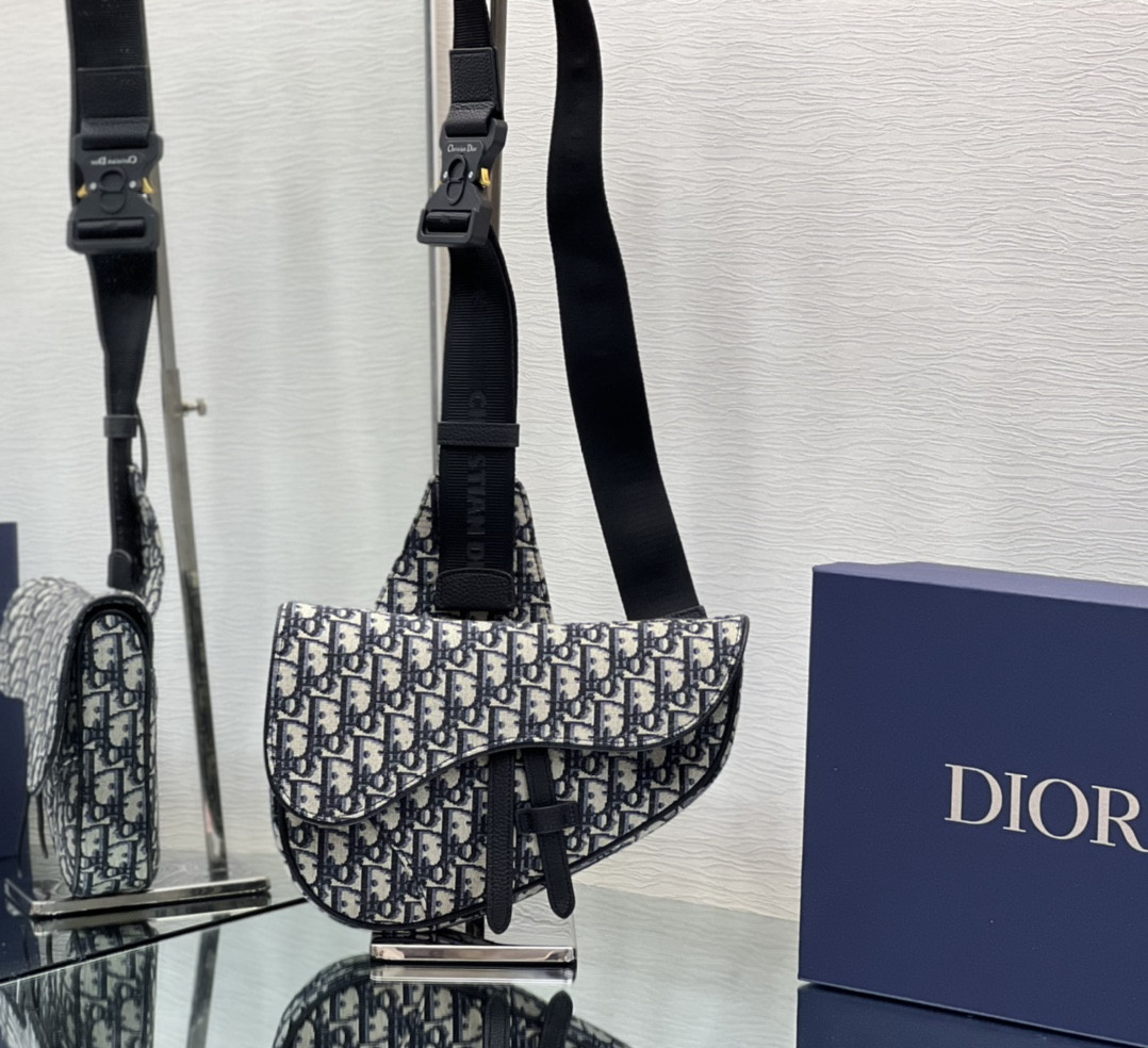 D*0r Saddle Bag Beige and Black D*0r Oblique Jacquard  26 x 19 x 4.5 CM