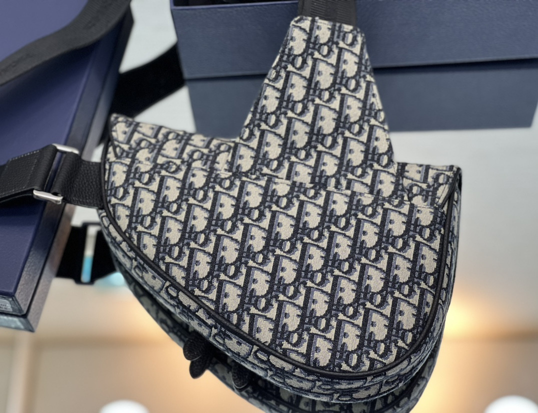 D*0r Saddle Bag Beige and Black D*0r Oblique Jacquard  26 x 19 x 4.5 CM