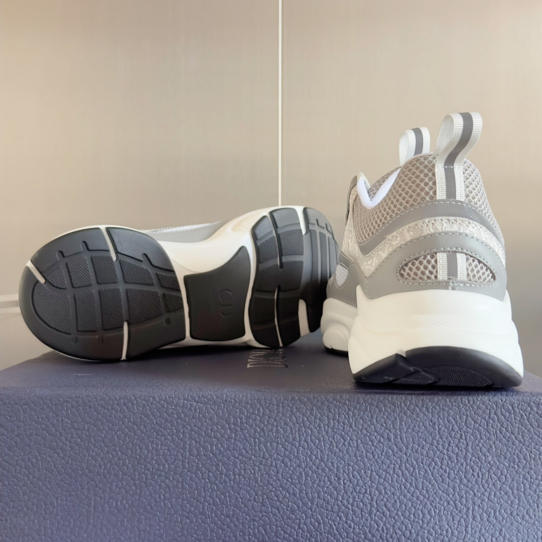 UA D*0r B22 white Sneaker