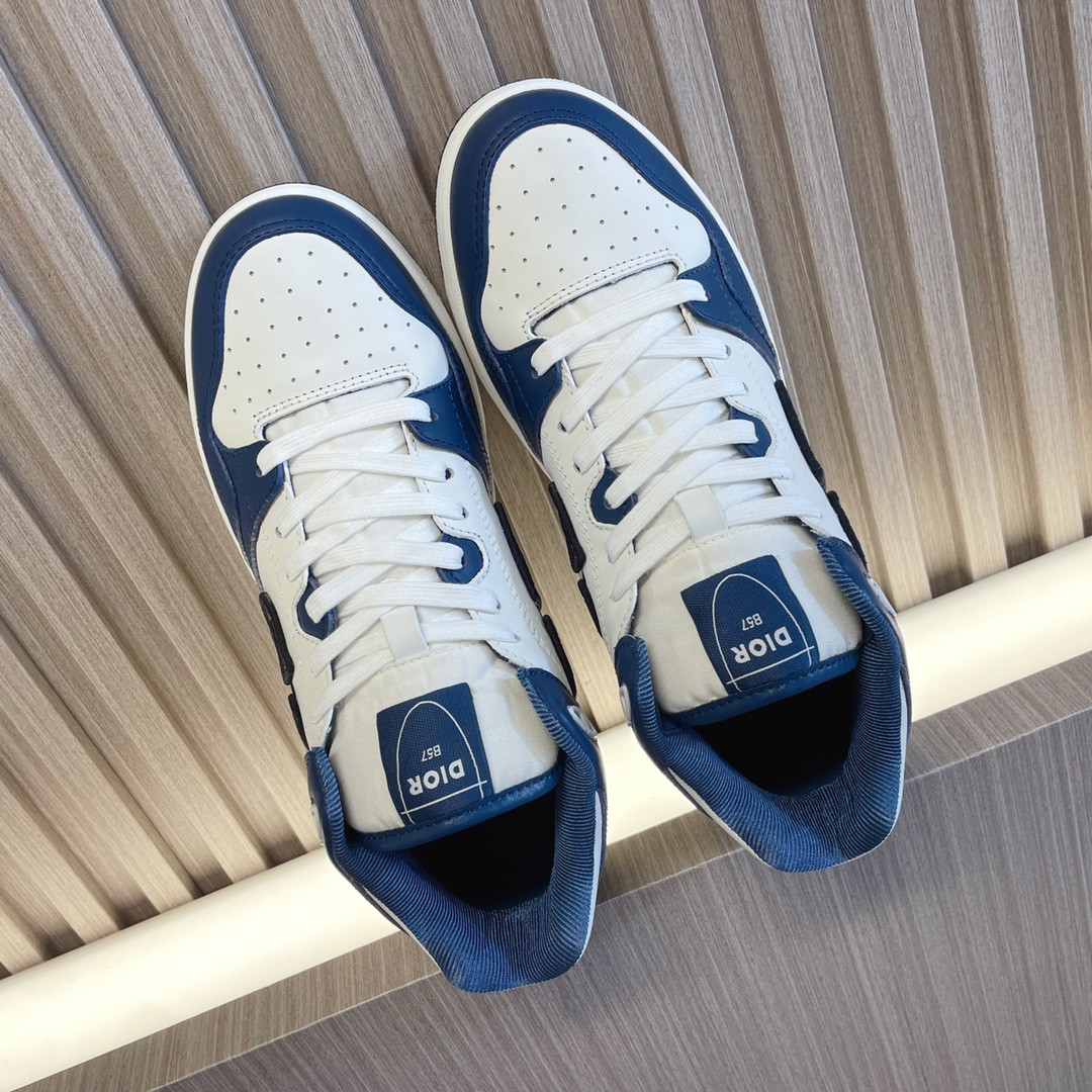 UA D*0r B57 Mid-Top Sneaker Navy Blue and White