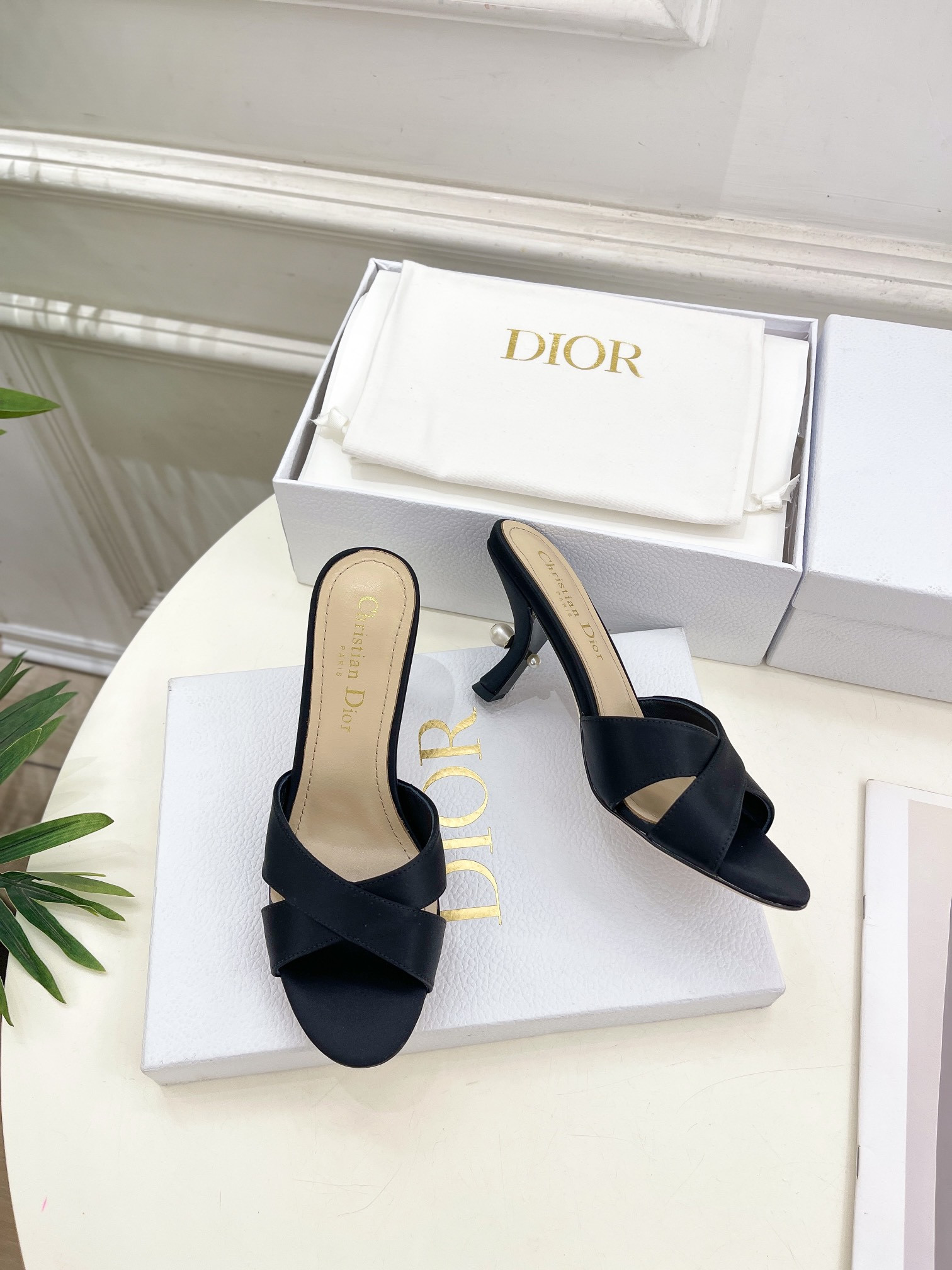 UA D*0r Tribales Heeled Slide