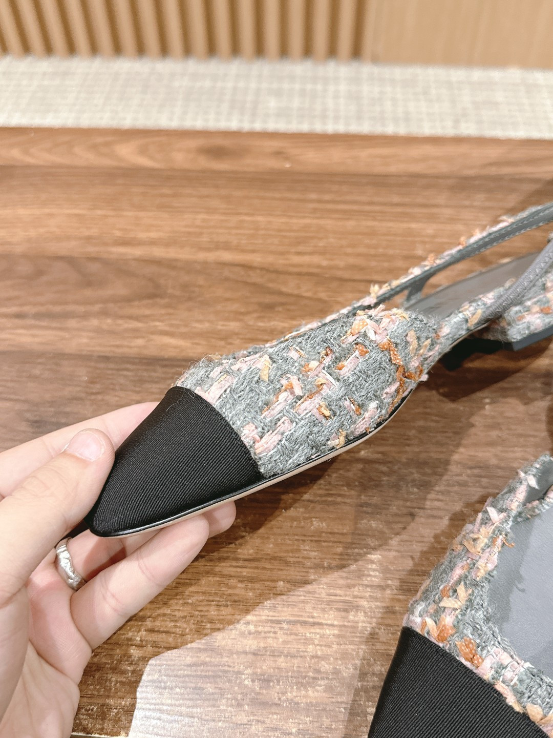 UA Ch*el SLINGBACKS FLAT