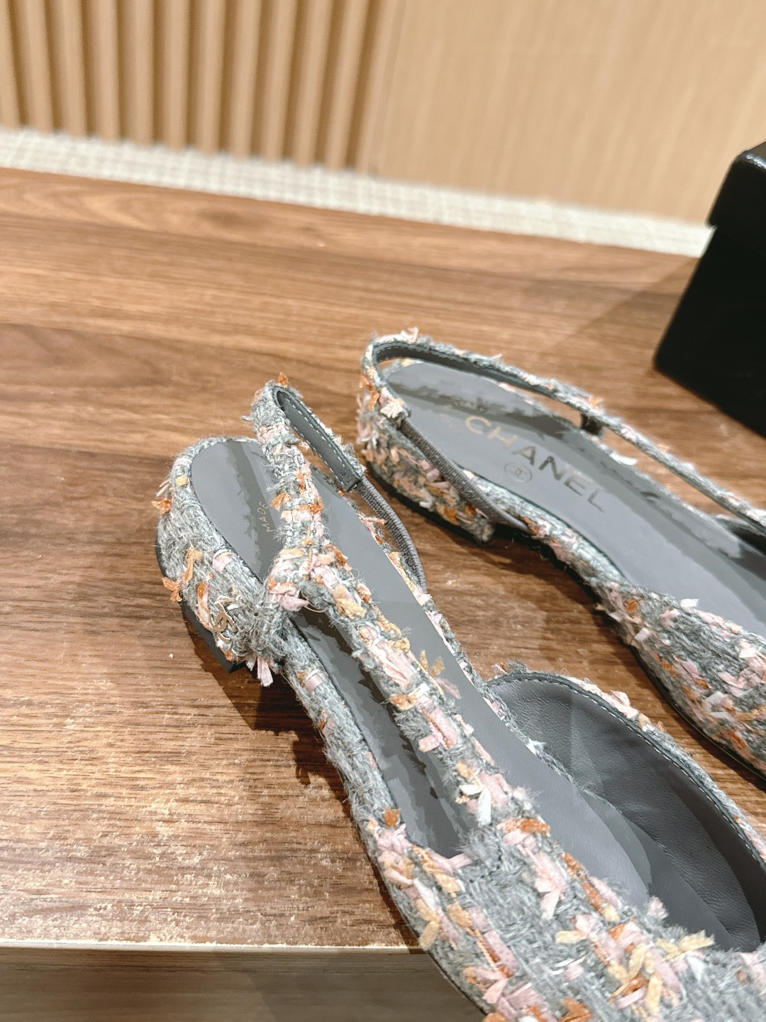 UA Ch*el SLINGBACKS FLAT