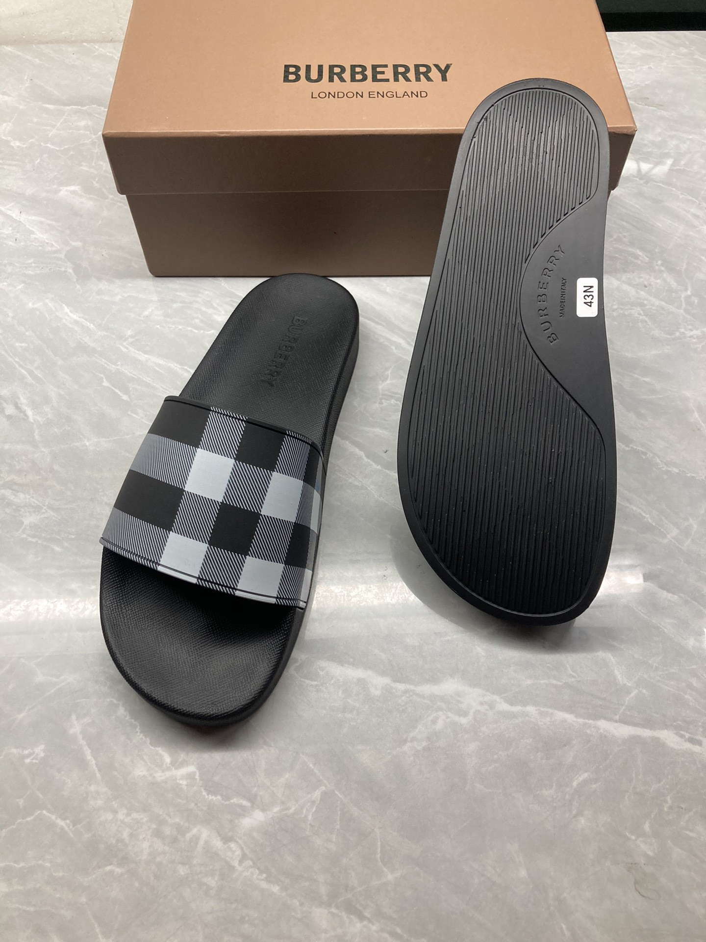 B**rry Check Slides