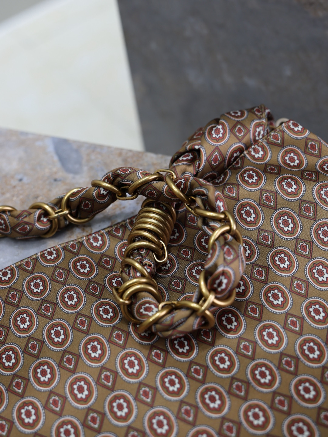 Y*L Amalia (Jacquard) 42x50x1cm