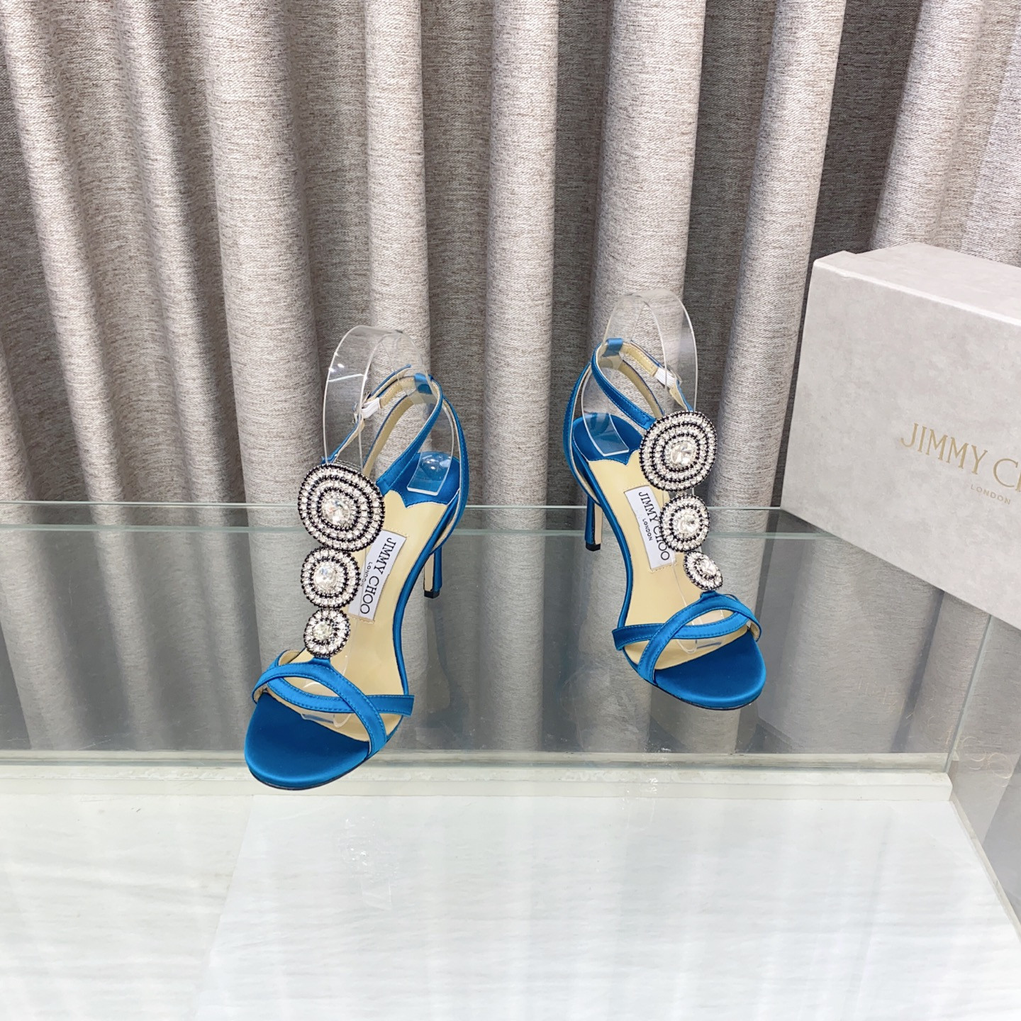 UA Ji*y Ch* Sandals 8.5cm